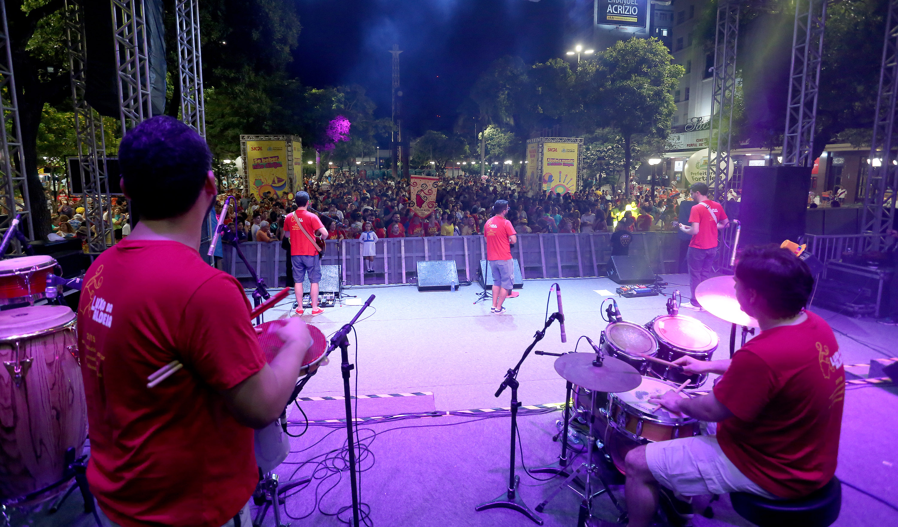 palco do pré-carnaval na praça do ferreira